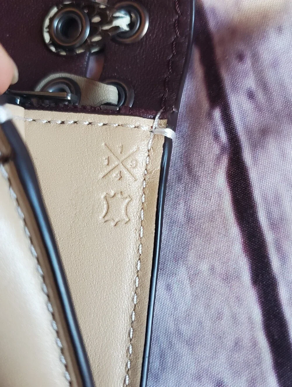 Coach chic beige